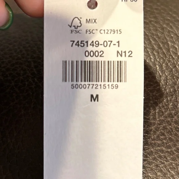 Old Navy 4-Way Stretch Maternity - Picture 4 of 4